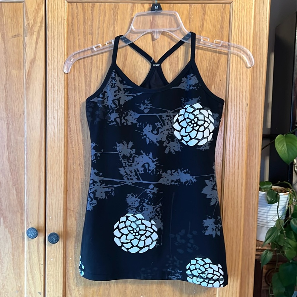 Lululemon tank
PTP 14”